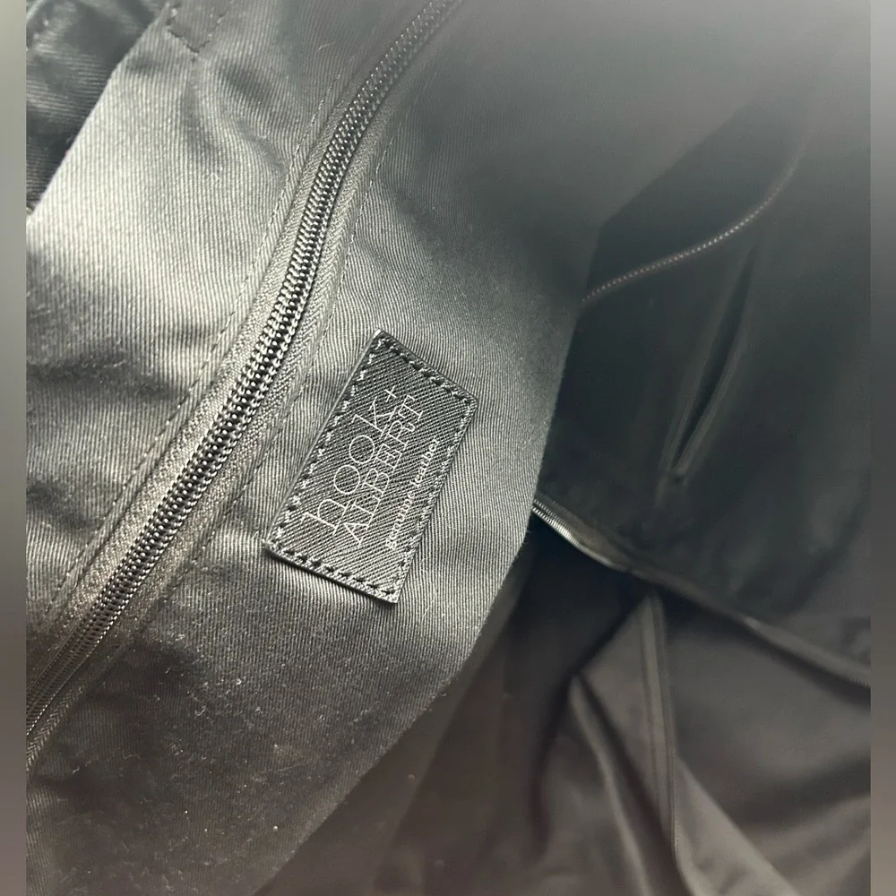 Hook + Albert Black Leather Weekender Garment Bag Unisex $590
